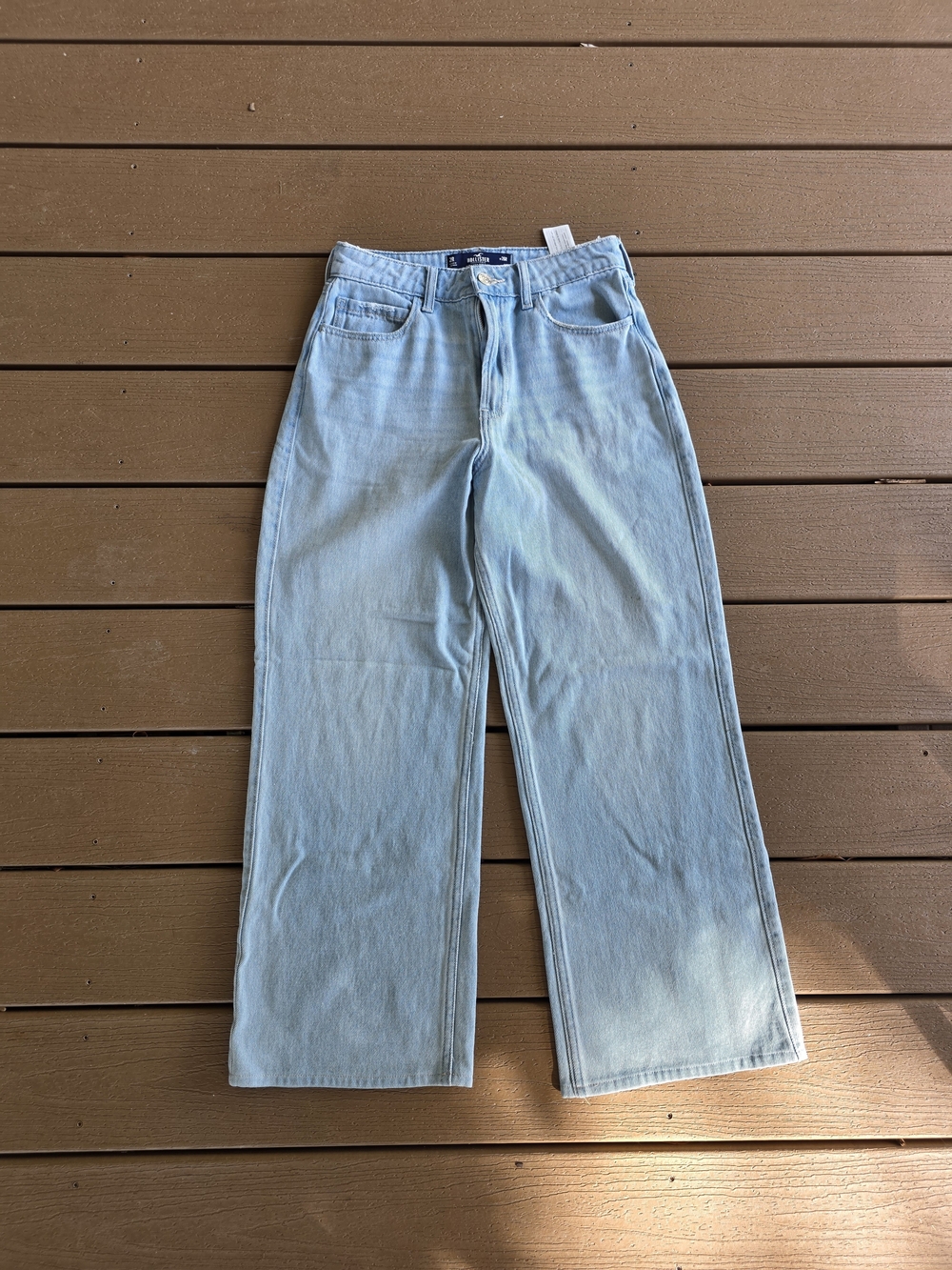 Preppy High-Rise Hollister Light Blue Wide-Leg Jeans for Women